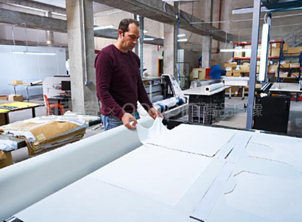 紡織品時裝印刷中日歷轉(zhuǎn)移機的應用與操作